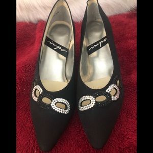 EUC dressy black w/rhinestones pumps 8.5 Narrow- worn once